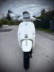 VESPA PRIMAVERA 50
