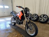 KTM 640 SM LC4 *Besiktad*