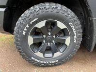 Ram Rebel fälgar. Nya däck.