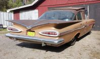 Chevrolet Impala sedan