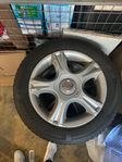 Seat fälgar och däck
