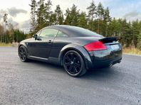 Audi Quattro TT Coupé 3.2