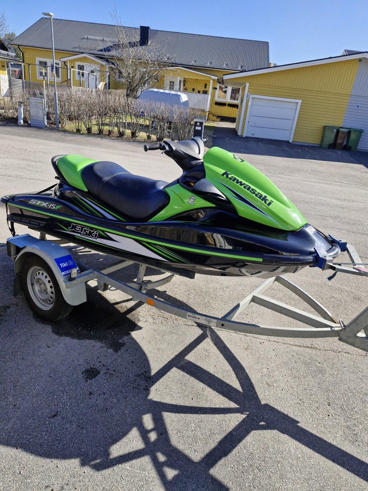 kawasaki stx15 2016