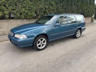 Volvo V70 2.5 T AWD Manuell, 193hk, 1999 Endast 13000 Mil