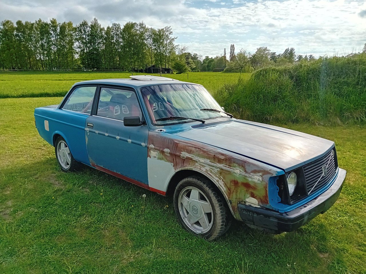 Volvo 242 projekt