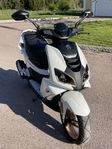 Peugeot Speedfight 4