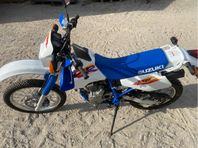 Suzuki DR350 endast 137 mil