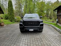 Dodge RAM 1500 - Laramie 'Night Edition' RamBox, V8, Moms