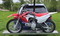 Honda Crf 110 med dragkrokställ
