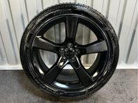 Chevrolet Camaro Orginal 20 Tums Fälgar Pirelli däck