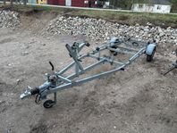 Thule 1300kg båtrailer