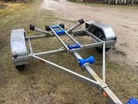 TIKI BT 700 obromsad 80 km/h