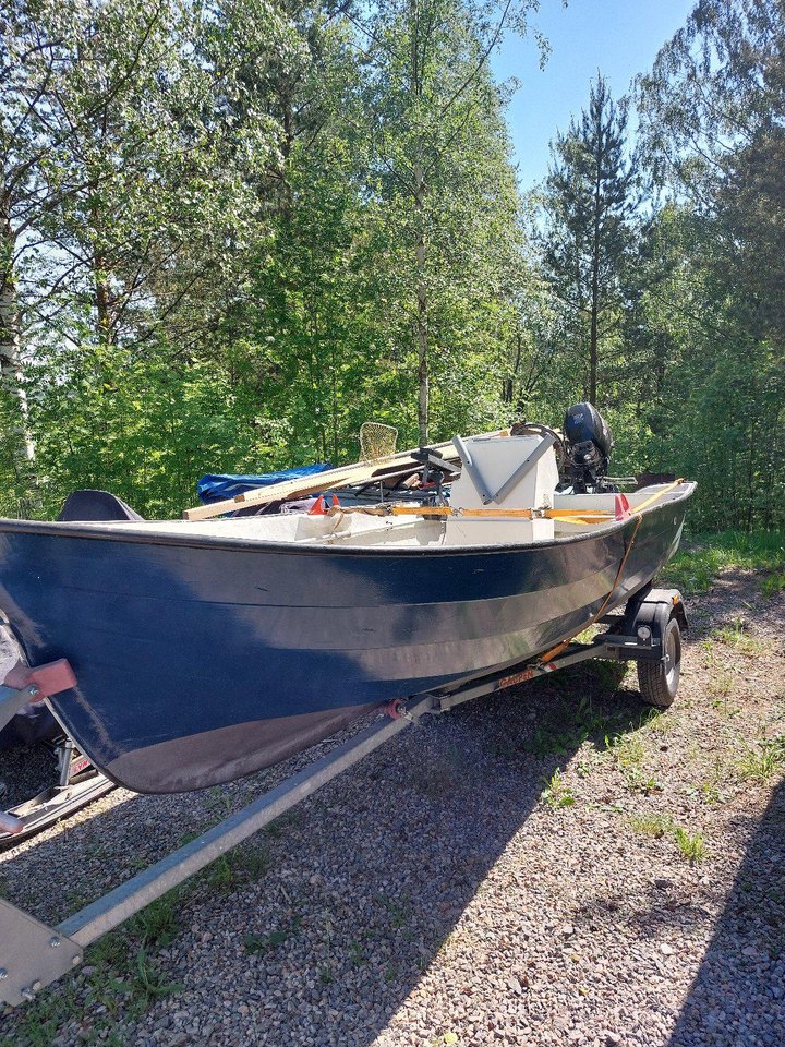 motorbåt mitt pulpet