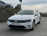 Volkswagen Passat GTE 2017, Executive & Dragpaket