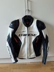 Dainese skinnjacka storlek 50 