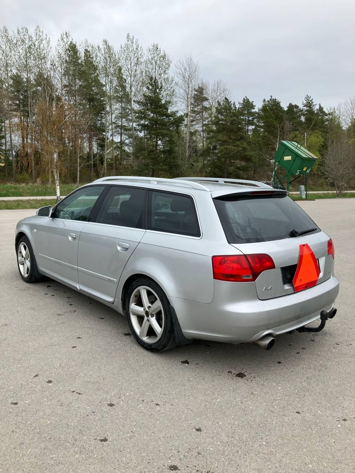 Audi A4 S-Line A-Traktor 2.0T...
