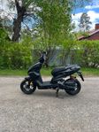 Drax Storm EU-moped klass 1, få mil