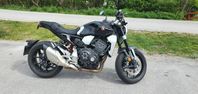 Honda CB1000R+ 2018