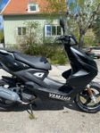 Yamaha YQ50 Aerox4 moped