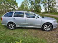 Skoda Octavia Kombi 1.4 TSI Elegance Euro 5