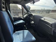 Iveco Daily dragbil + mobilscen