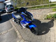 Peugeot moped i bra skick