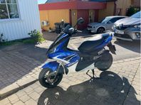 Peugeot moped i bra skick