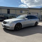 Mercedes 211 4 matic A-traktor