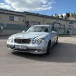 Mercedes 211 4 matic A-traktor