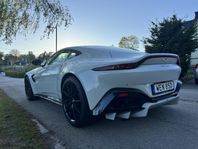 Aston Martin Vantage 4.0 V8