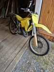 Suzuki rm 125