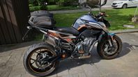 KTM DUKE 790