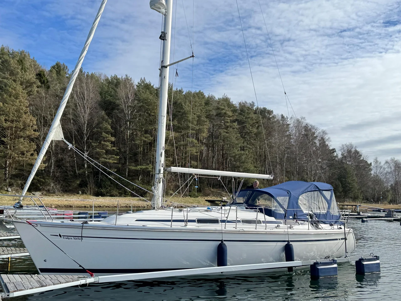 Uppdaterad Bavaria 37/2 cruiser image