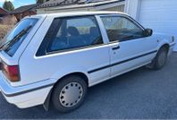 Nissan Sunny 3-dörrars Halvkombi 1.6 14500 mil Rostfri