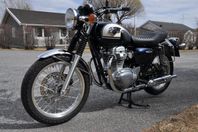 Kawasaki W800 (endast 226 mil !)