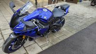 Yamaha R1
