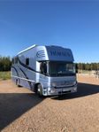 Hästlastbil Mercedes 