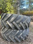 Däck 710/70r42 med J-D fälgar