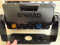 Simrad NSS7 evo2, med bygel & strömsladd