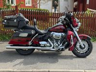 Harley Davidson CVO Ultra Electra Glide -ev. Byte