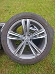 VW original fälgar med sommardäck Pirelli 255/45r19