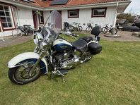 Softail Deluxe