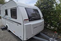 Adria Aviva 400 PS - Lättdragen med Mover, Perfekt för Famil