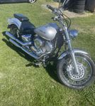 Yamaha XVS 1100 Dragstar