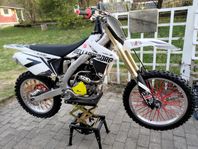 Suzuki rmz 250
