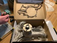Vattenpump och tre styrboxar