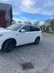 Mitsubishi Outlander PHEV 4 WD kula 203HK