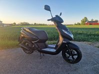Peugeot Kisbee Black Edition