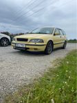 Volvo V40 2.0T Blackline