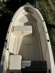 Uttern 5300 med Evinrude 30hk 2011 + Tiki BT-700 - toppskick